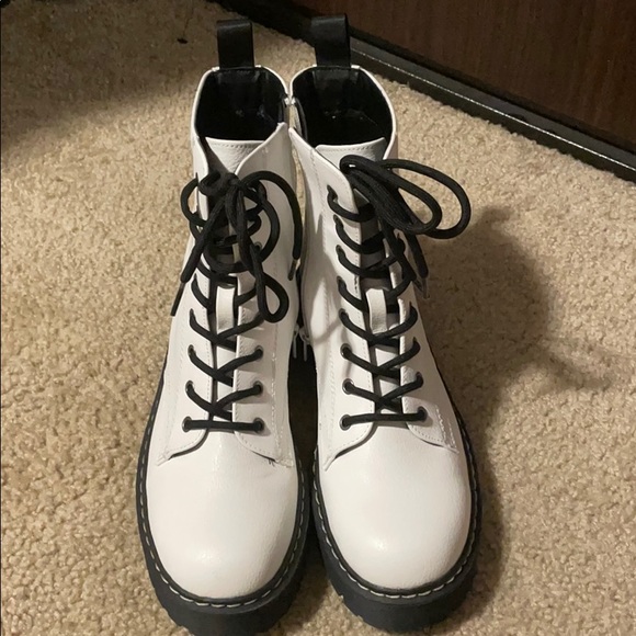 Sincerly Jules Shoes - White Knock-Off Dr. Martens